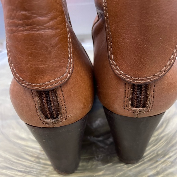 Coach Waldorf Tan Ankle Boots Size 7.5 - Picture 3 of 16